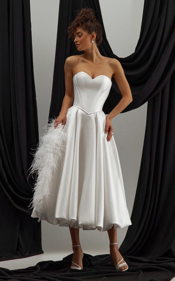 Атласный свадебный корсет и юбка-балон